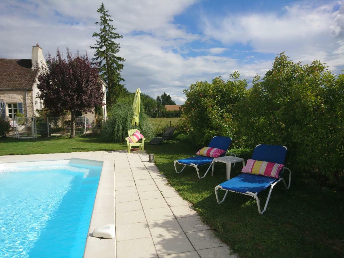 Gite Le Meix Chapeau Levernois Exterior foto